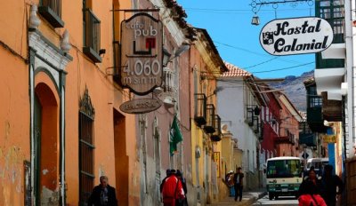La Unesco declar&oacute; en junio como Patrimonio Mundial de la Humanidad en Peligro a la antigua Potos&iacute; y a su carcomido cerro, pero las advertencias no hacen mella en la incesante actividad minera. 