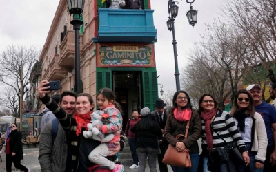 Caminito es uno de los sitios de visita obligada para los turistas que llegan a Buenos Aires.