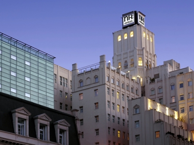 Fachada del hotel NH City