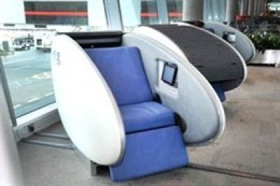 El aeropuerto de Abu Dhabi instala sillones cama en sus terminales