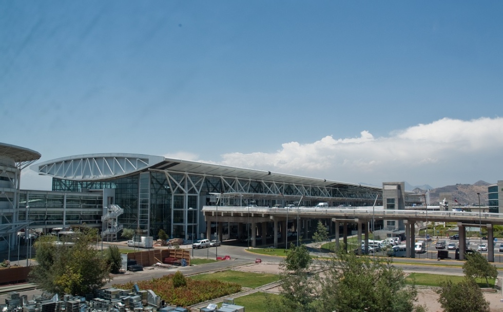 El aeropuerto de Santiago de Chile espera resolver la huelga de los trabajadores antes de las Fiestas Patrias