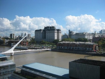 Radiografía del turista brasileño en Buenos Aires. Microcentro y Puerto Madero, zonas más visitadas