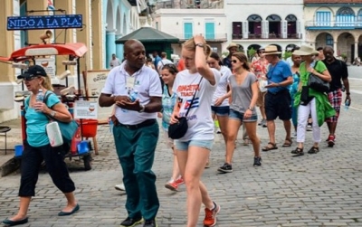 &ldquo;Podemos aumentar pasajeros de EEUU a Cuba sin quit&aacute;rselos a RD&rdquo;