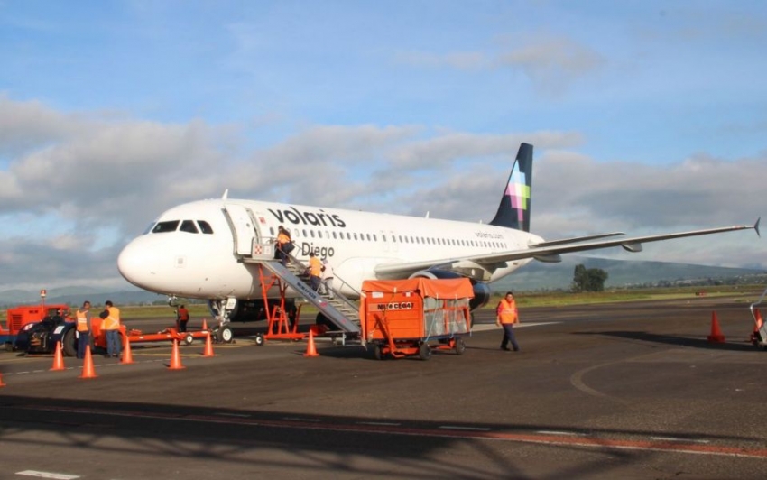 Aerol&iacute;neas de bajo costo &lsquo;vuelan alto&rsquo; en cielo mexicano: la mitad de los pasajeros las abordan