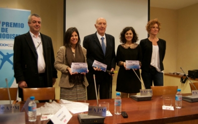 Entregado el VIII Premio sobre Aviaci&oacute;n en espa&ntilde;ol a TPA y Yovanna Blanco