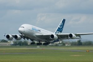 Brasil prohibe el Airbus A380 por falta de espacio