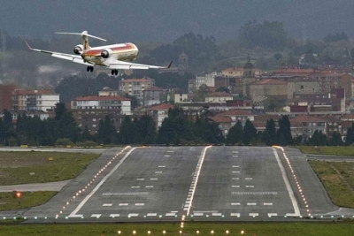 Fuertes vientos asustaron a pasajeros en Bilbao