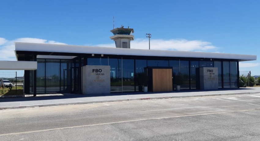 Inauguran nueva terminal de aviaci&oacute;n privada en el Aeropuerto de Punta del Este
