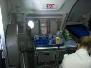 Dialoguitos en el Galley