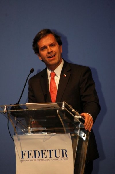 Ministro de Economia, Fomento y Turismo de Chile, Félix de Vicente