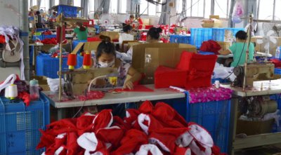 Un pueblo chino fabrica el 60% de las decoraciones navideñas del mundo