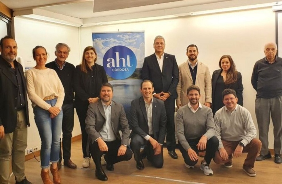 La filial Córdoba de AHT renovó su Comisión Directiva