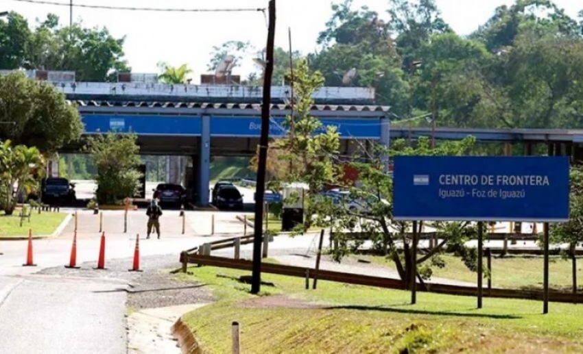 Chilenos y brasile&ntilde;os podr&aacute;n ingresar a la Argentina para hacer turismo