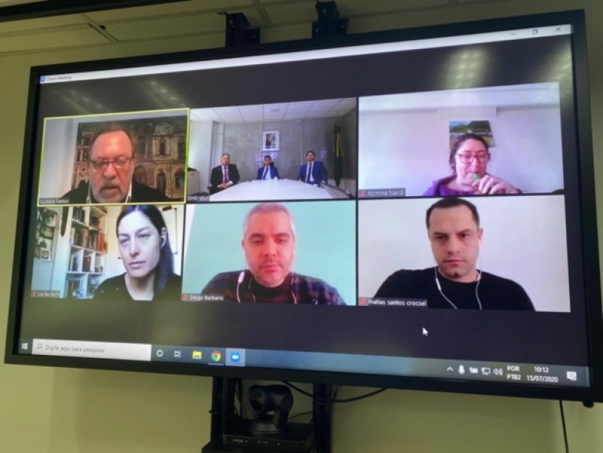 Embratur y el ex Ministro de Turismo de Argentina discuten estrategias para promover el verano en Brasil en Am&eacute;rica Latina