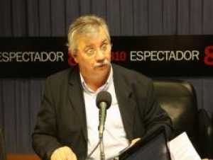 Entrevista al Ministro de Transporte Enrique Pintado por Pluna