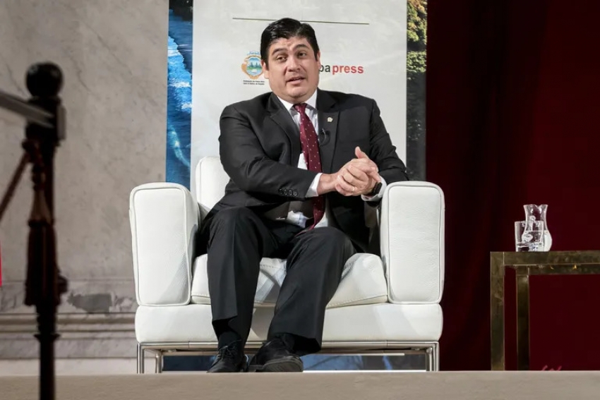 El presidente de la República de Costa Rica; Carlos Alvarado, interviene un desayuno informativo de Europa Press, 28 de marzo de 2022