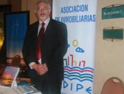 En el primer programa de 2013, debuta como entrevistado Omar Milar, Presidente de ADIPE