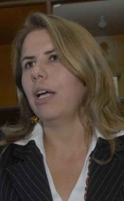 Liz Cramer, ministra de Turismo. 