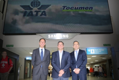 Peter Cerda, Vicepresidente Regional para las Am&eacute;ricas de IATA; Carlos Duboy, Gerente General del Aeropuerto Internacional de Tocumen; y David Hern&aacute;ndez, Gerente de &Aacute;rea para Centroam&eacute;rica de IATA.