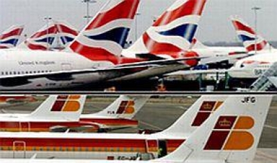 Iberia y British planean ceder gran parte de sus vuelos europeos a Vueling 