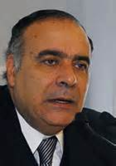 Ex Ministro de Turismo Héctor Lescano. Elegimos su mensaje para titular, pues es una muestra clara de inteligencia y pluralismo, pronunciada por alguien quellegó al sector sin conocerlo y se retiró siendo uno de sus promotores y defensores más calificados.