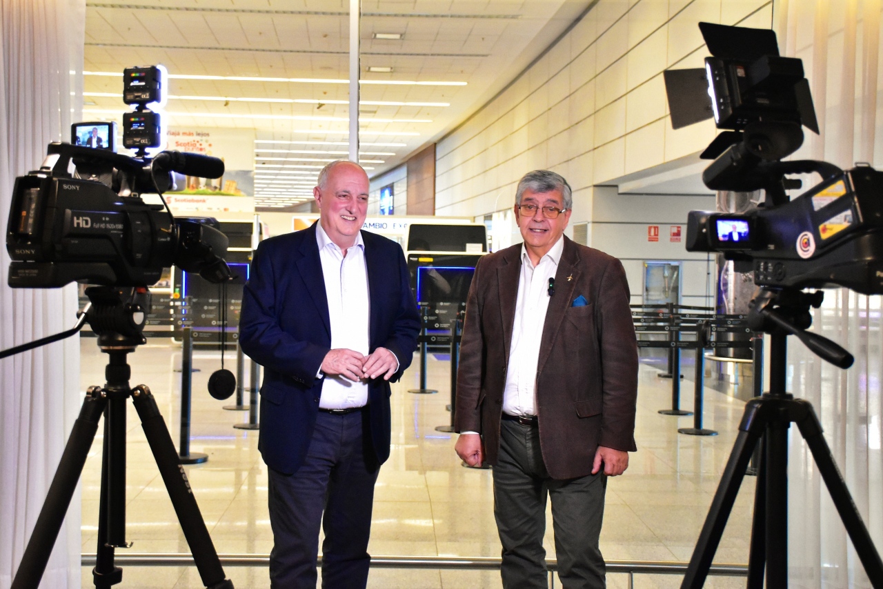 Brasil en verano con Toc Toc; Fernando Cambón, y Agenda 2030 los temas