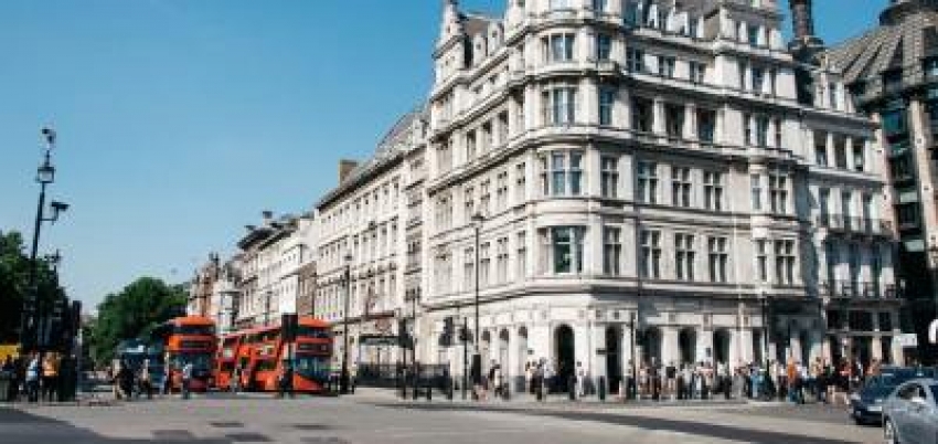 Golpe al turismo de compras en Reino Unido: el Gobierno elimina las compras &lsquo;tax free&rsquo;