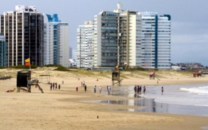 Maldonado agrega banderas internacionales de advertencias en playas