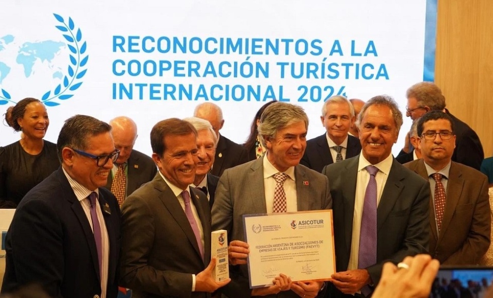 FAEVYT recibe reconocimiento internacional por su contribución al desarrollo turístico