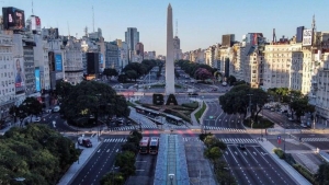 El primer d&iacute;a de una nueva cuarentena en Argentina
