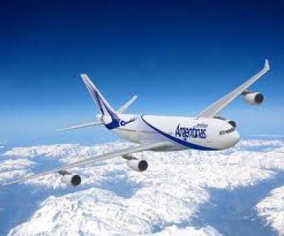 Aerol&iacute;neas present&oacute; la nueva ruta a&eacute;rea que unir&aacute; a Iguaz&uacute; con R&iacute;o de Janeiro