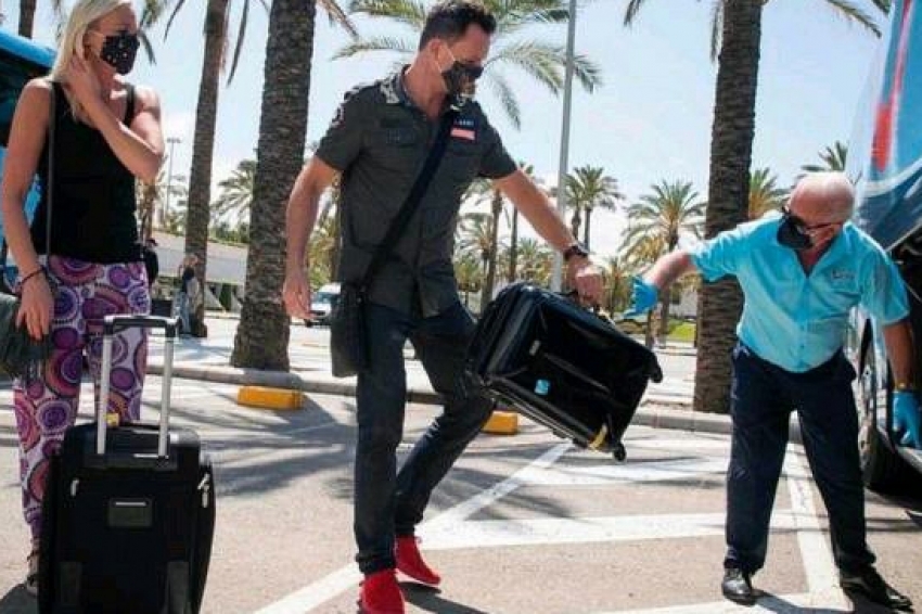 El sector tur&iacute;stico exige a Espa&ntilde;a que se salte la normativa de fronteras de la UE