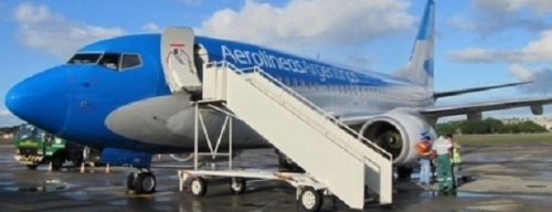 Aerol&iacute;neas y el gobierno prometen en Rosario