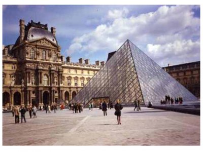 Las visitas al Louvre cayeron en 500.000 en 2013