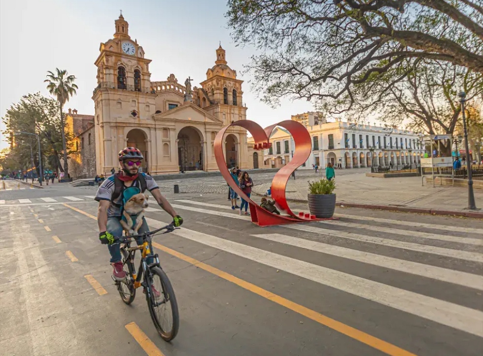 Córdoba (Argentina) se abre al mundo para dar a conocer su &quot;atractiva y diversificada&quot; oferta turística