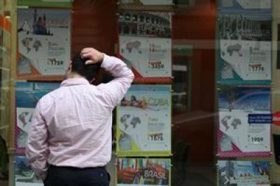 Vuelta atr&aacute;s del Gobierno argentino: no bajar&aacute; del 35% al 20% la retenci&oacute;n para compras en el exterior