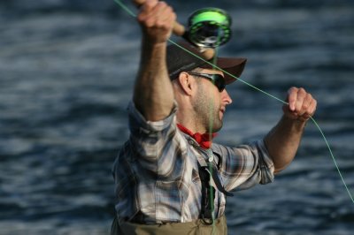 Exponentes de la pesca recreativa se reunirán en primer encuentro binacional en Los Ríos, Chile