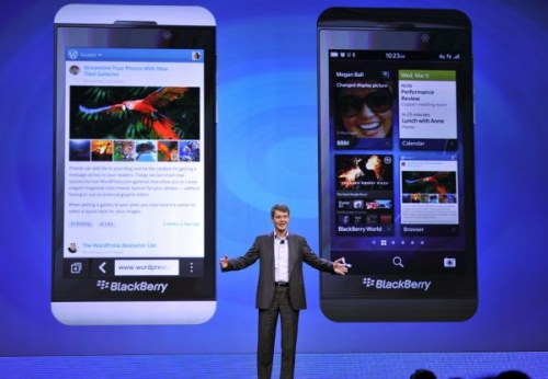 BlackBerry presenta nuevos equipos Z10 y Q10