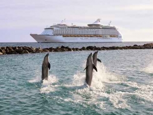 Royal Caribbean  invertir&aacute;  300 millones de d&oacute;lares para revitalizar flota