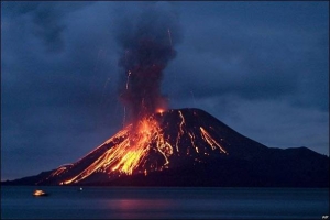 Volc&aacute;n hawaiano se convierte en atractivo tur&iacute;stico