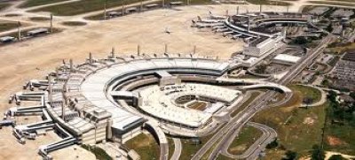 Cinco consorcios internacionales pujan por aeropuertos brasile&ntilde;os