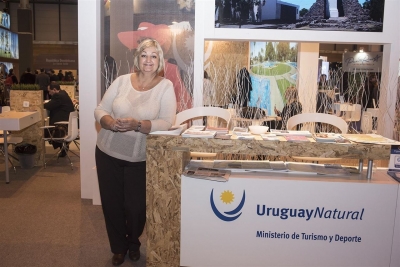 La ministra Liliam Kechichian estuvo en Fitur