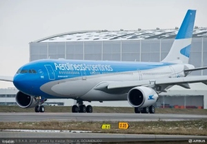 Más de 35.000 pasajeros afectados en Argentina por el paro del sector aéreo en el país este miércoles