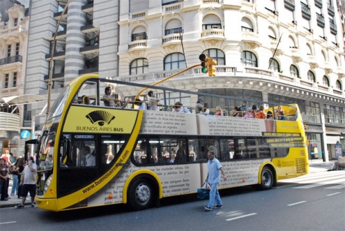 El voluntarismo y el tiro al blanco. &iquest;Bus tur&iacute;stico para Montevideo?