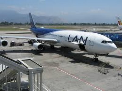 No autorizar&aacute;n a LAN Argentina a reemplazar aviones cuando van a un check    