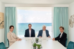 Iberostar e IHG firman una alianza para comercializar hoteles en Caribe, Am&eacute;rica, sur de Europa y norte de &Aacute;frica