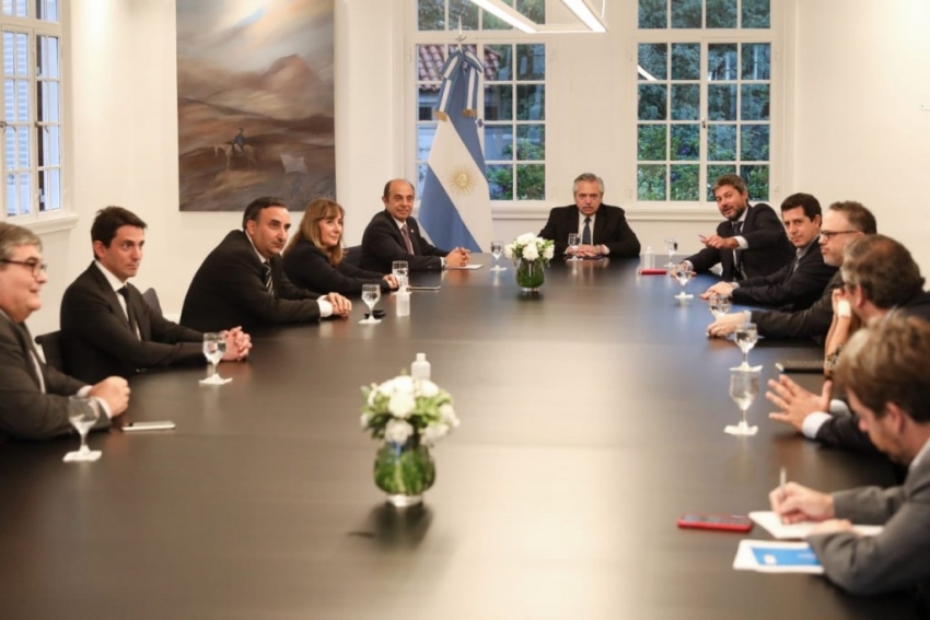 Alberto Fern&aacute;ndez recibi&oacute; en Olivos a las autoridades del turismo argentino