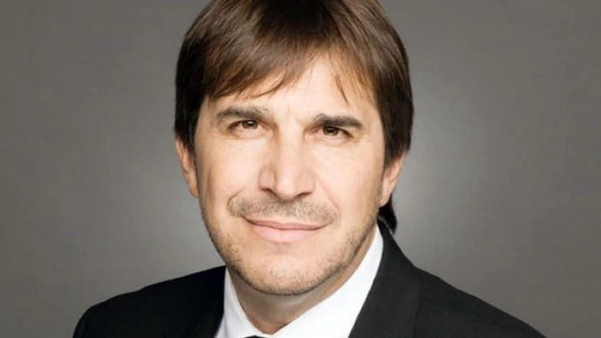 El productor teatral Javier Faroni fue designado como director titular de Aerol&iacute;neas Argentinas