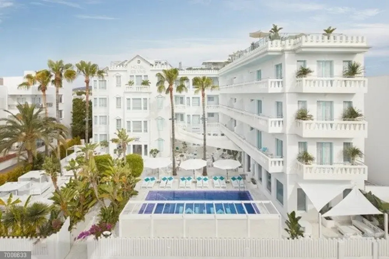 Messi celebra la gestión de sus hoteles por parte de Meliá