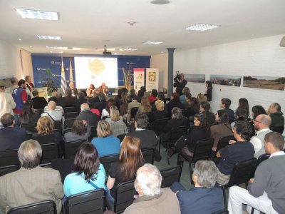 Lanzaron Montevideo + Museos 2013